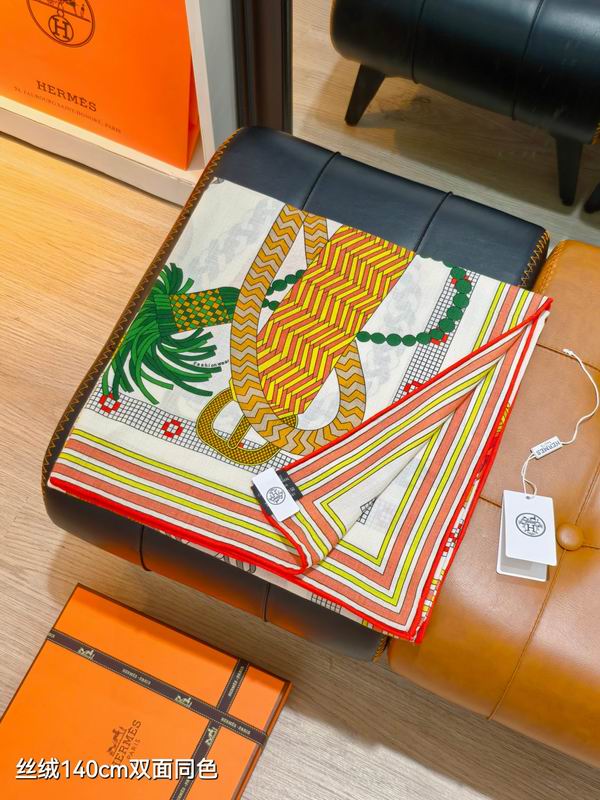 Hermes Scarf 140X140cm 70%羊绒 30%真丝 E11 (31)