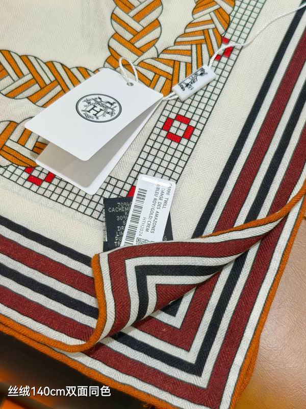 Hermes Scarf 140X140cm 70%羊绒 30%真丝 E11 (4)