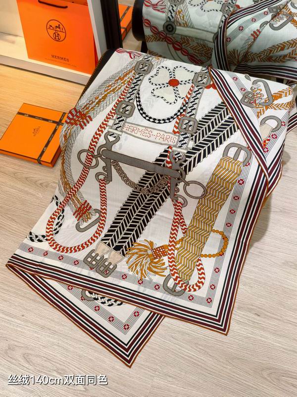 Hermes Scarf 140X140cm 70%羊绒 30%真丝 E11 (6)