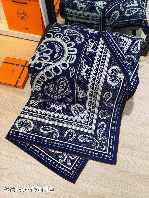 Hermes Scarf 140X140cm 70%羊绒30%真丝 E01 (16)
