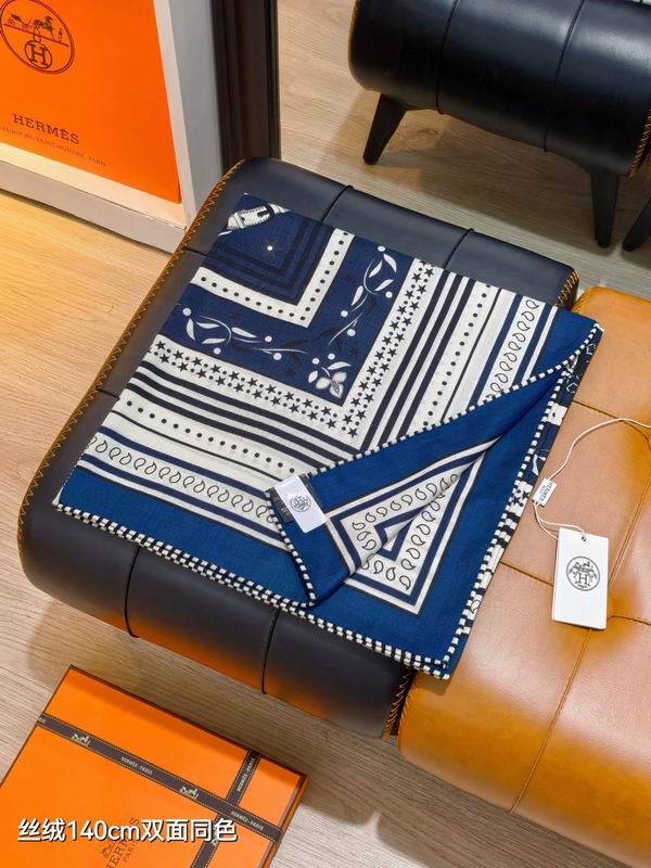 Hermes Scarf 140X140cm 70%羊绒30%真丝 E01 (24)