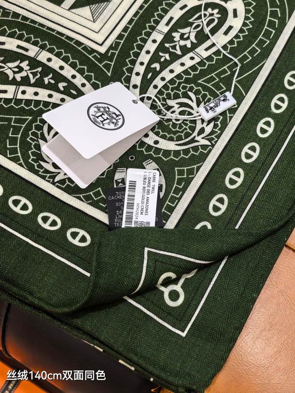 Hermes Scarf 140X140cm 70%羊绒30%真丝 E01 (24)