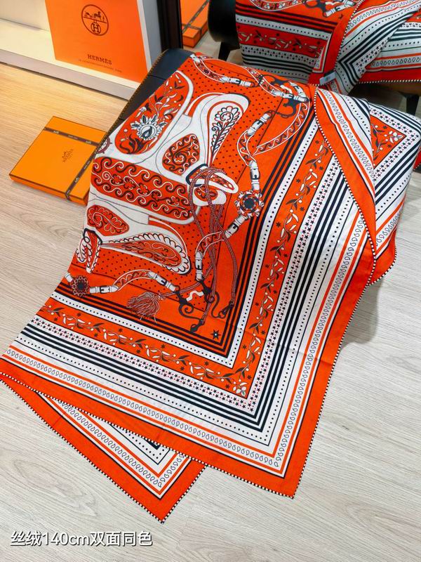 Hermes Scarf 140X140cm 70%羊绒30%真丝 E01 (5)