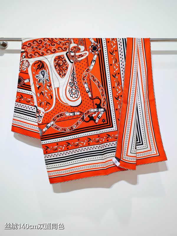 Hermes Scarf 140X140cm 70%羊绒30%真丝 E01 (8)