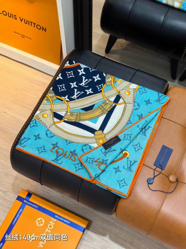 Hermes Scarf 140X140cm 70%羊绒30%真丝 E03 (15)