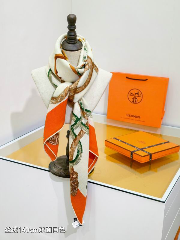 Hermes Scarf 140X140cm 70%羊绒30%真丝 E17 (22)