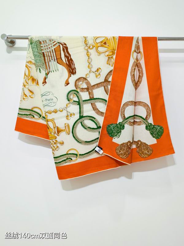 Hermes Scarf 140X140cm 70%羊绒30%真丝 E17 (23)