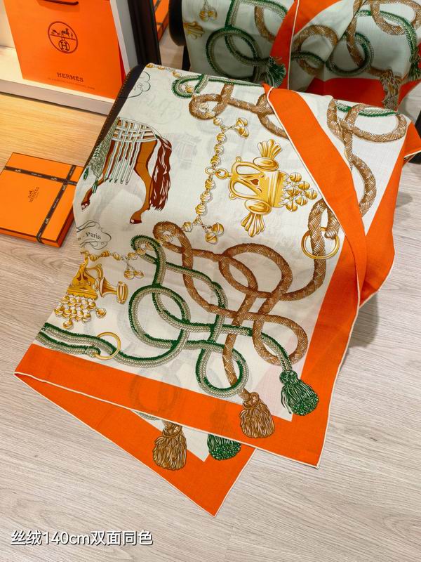 Hermes Scarf 140X140cm 70%羊绒30%真丝 E17 (26)