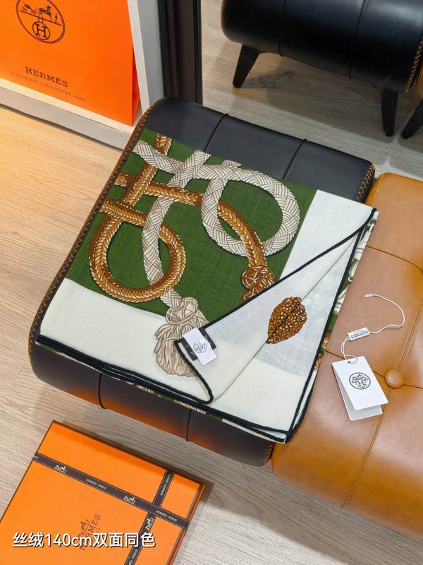 Hermes Scarf 140X140cm 70%羊绒30%真丝 E17 (7)