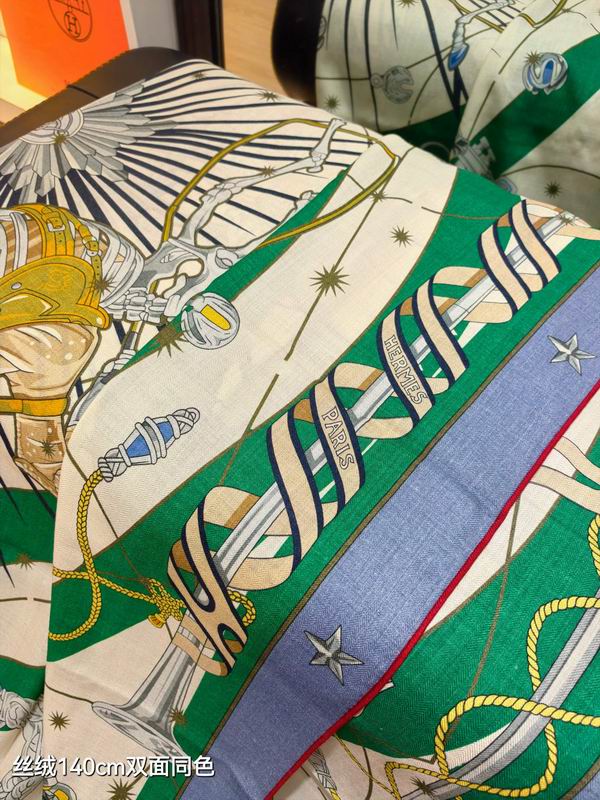 Hermes Scarf 140X140cm 70%羊绒30%真丝 E18 (15)