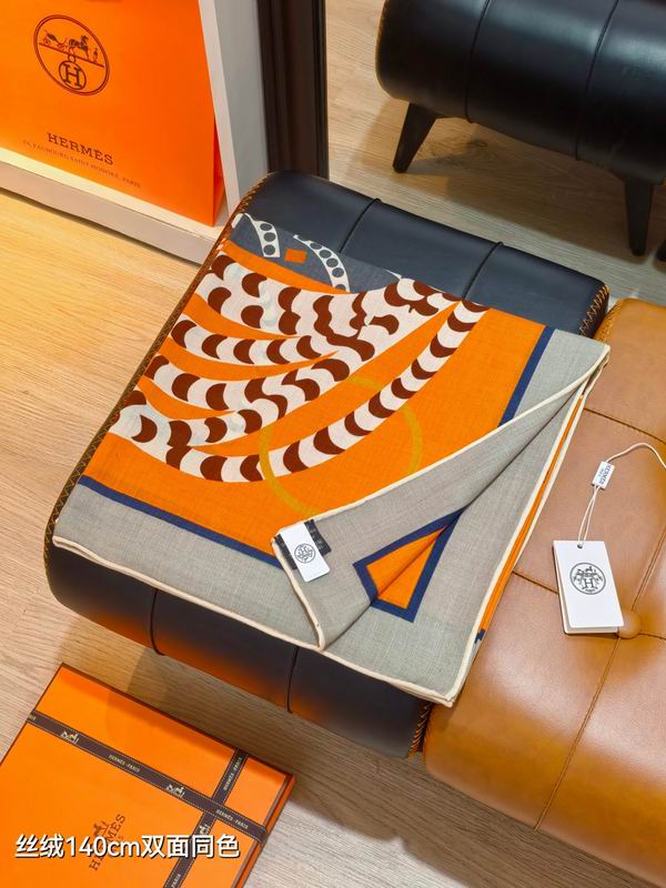 Hermes Scarf 140X140cm 70%羊绒30%真丝 E29 (4)