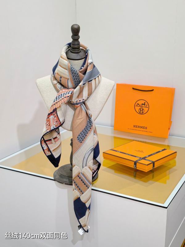 Hermes Scarf 140X140cm 70%羊绒30%真丝 E36 (15)
