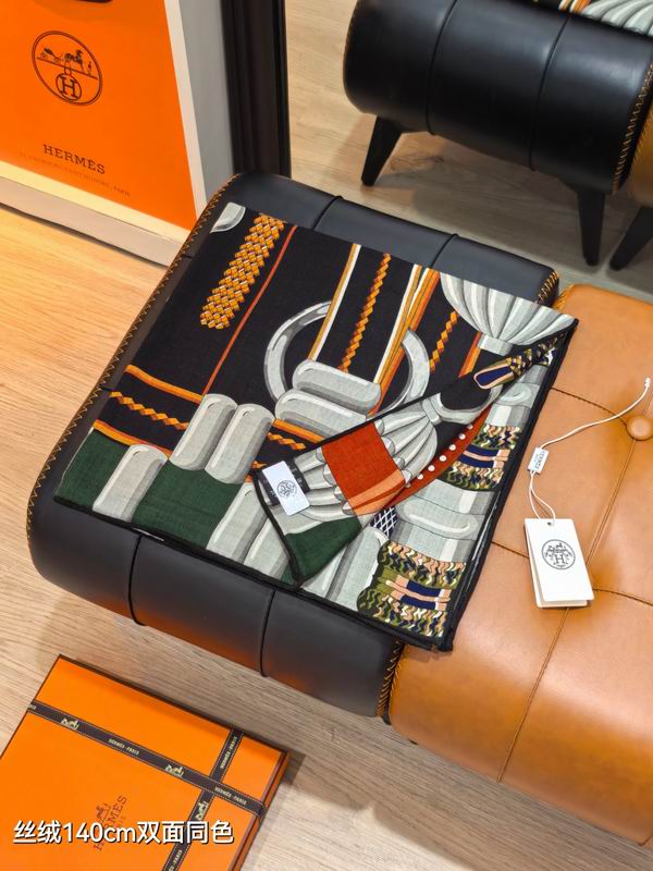 Hermes Scarf 140X140cm 70%羊绒30%真丝 E36 (26)
