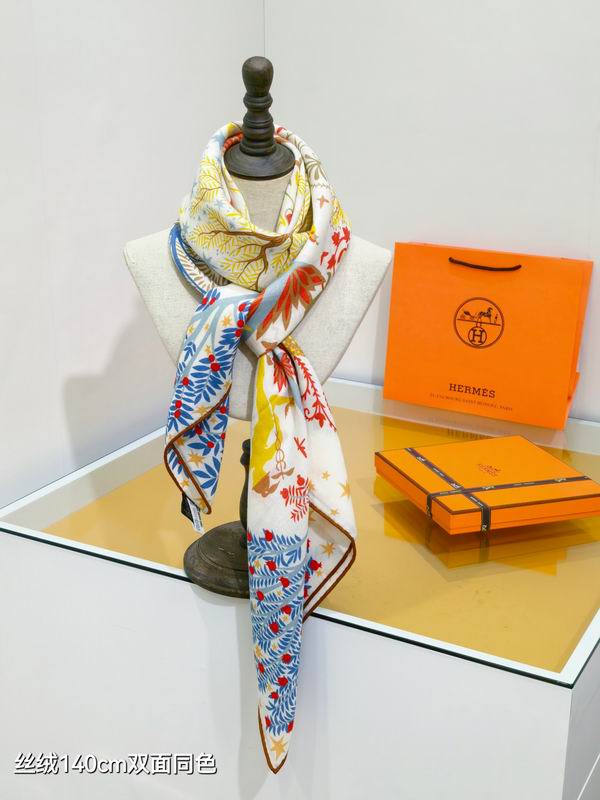 Hermes Scarf 140X140cm 70%羊绒30%真丝 E42 (36)