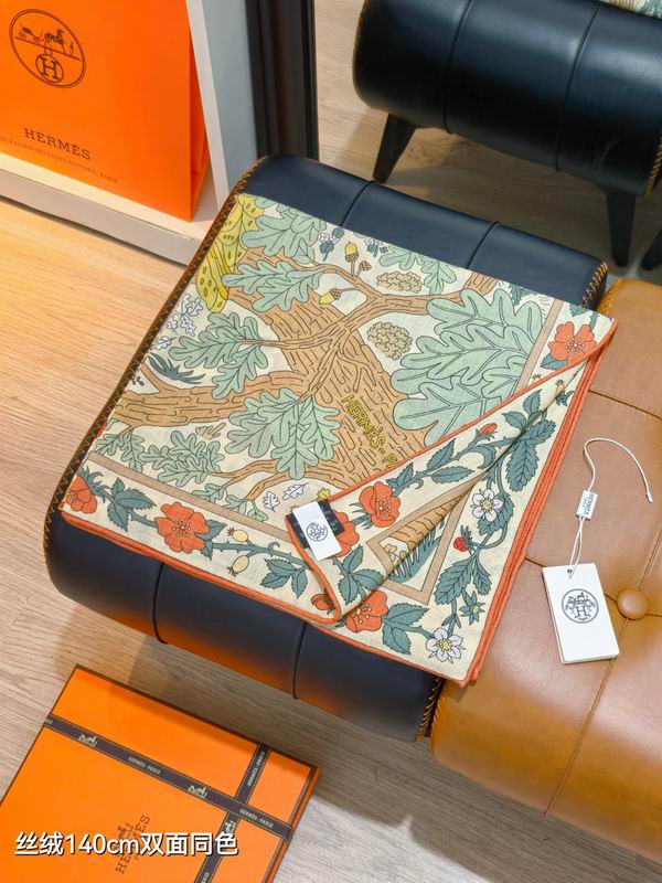 Hermes Scarf 140X140cm 70%羊绒30%真丝 E50 (10)