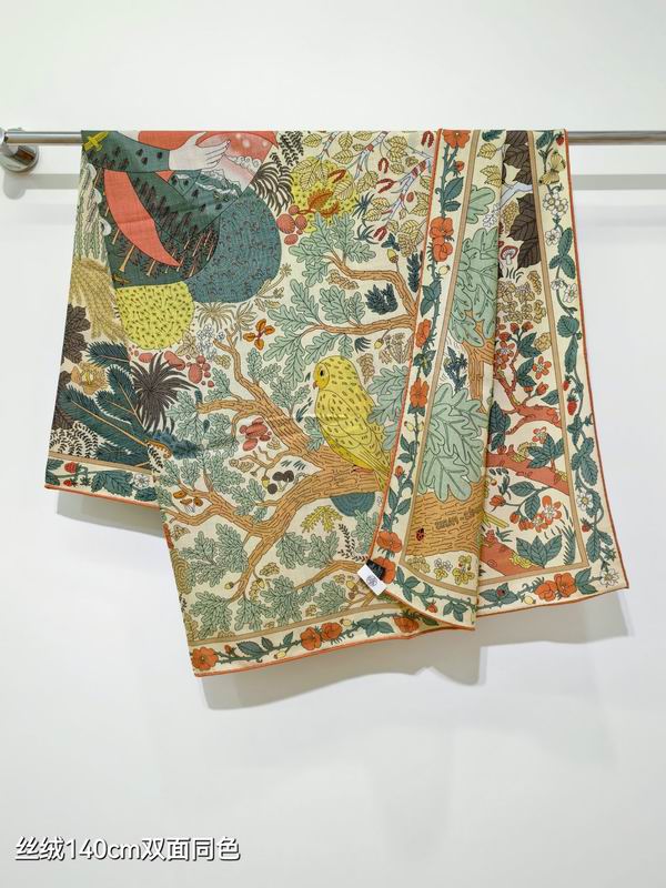 Hermes Scarf 140X140cm 70%羊绒30%真丝 E50 (14)