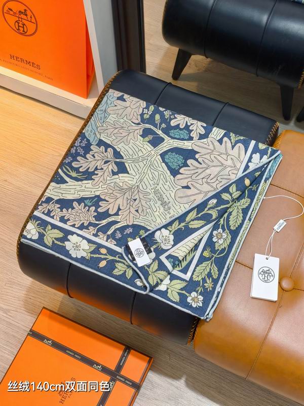 Hermes Scarf 140X140cm 70%羊绒30%真丝 E50 (2)
