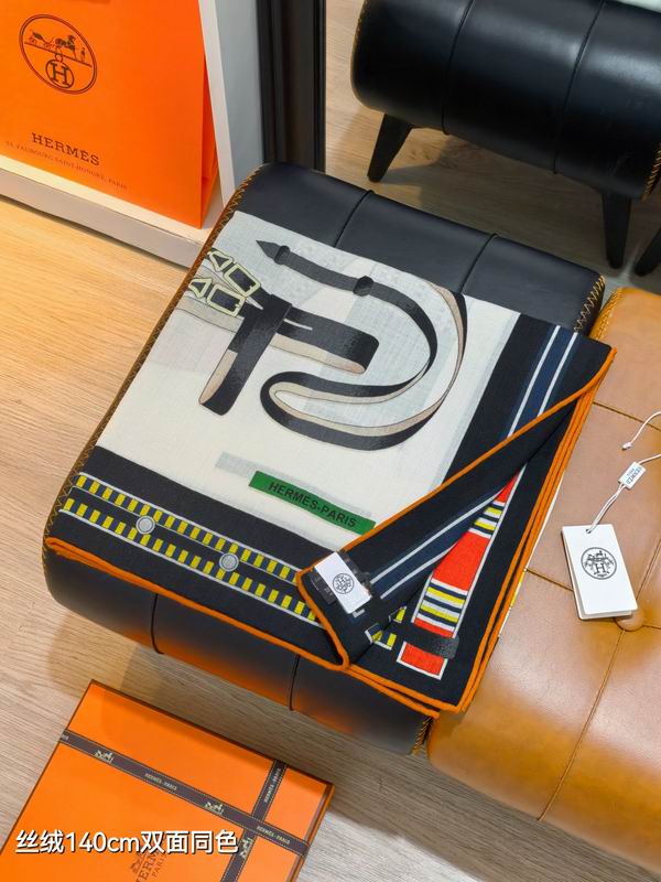 Hermes Scarf 140X140cm 70%羊绒30%真丝 E52 (34)