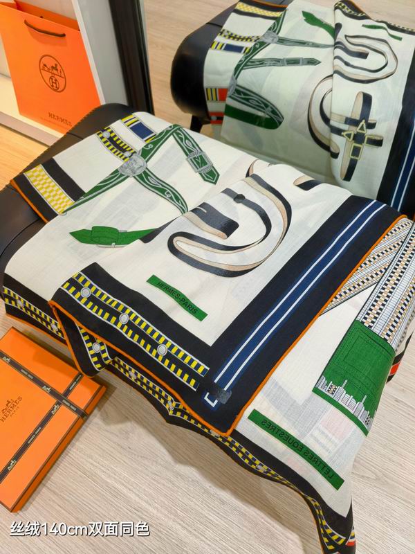 Hermes Scarf 140X140cm 70%羊绒30%真丝 E52 (36)