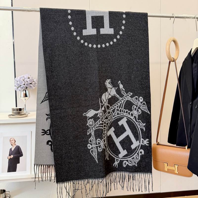 Hermes Scarf 65X180cm E18 (5)