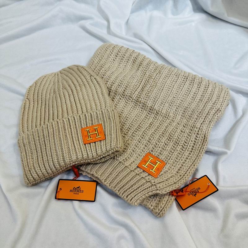 Hermes Scarf hat (136)