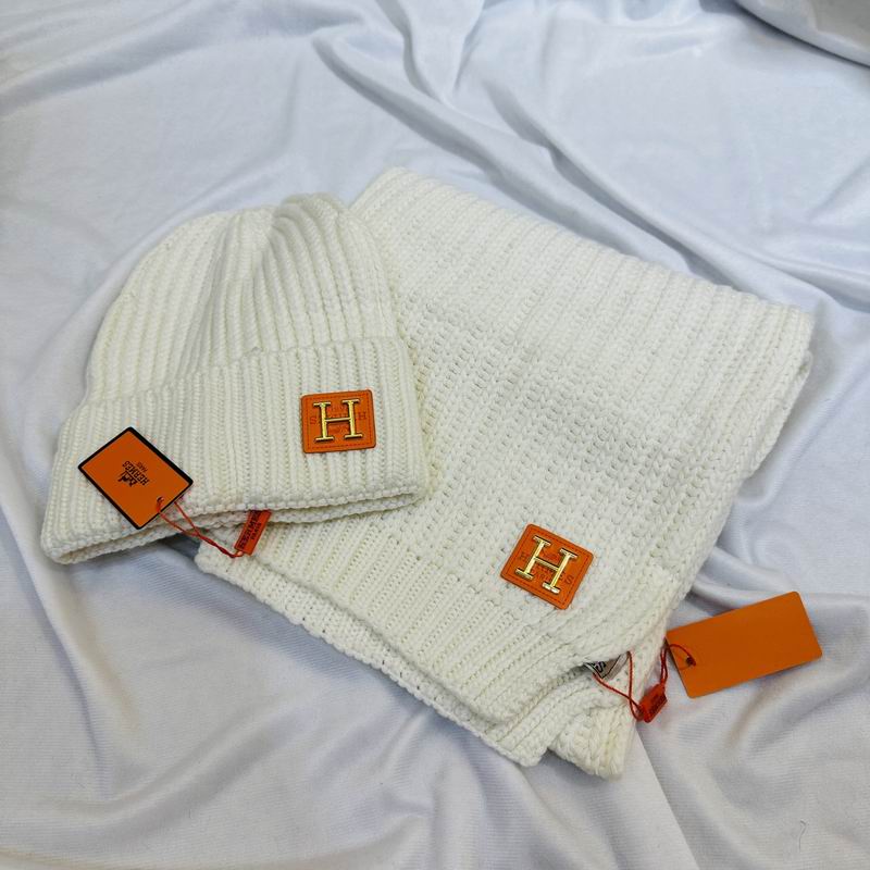 Hermes Scarf hat (137)