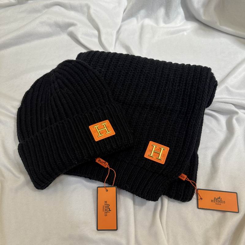 Hermes Scarf hat (139)