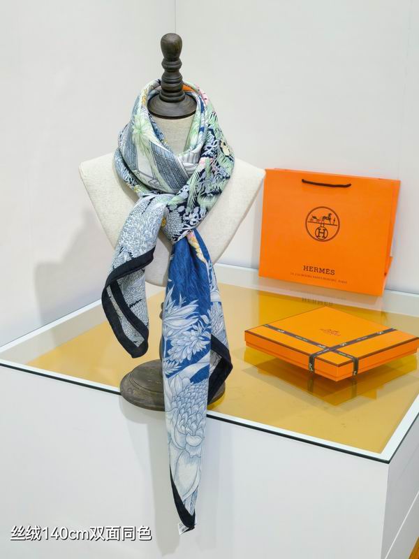 Hermes scarf 140X140cm 70%羊绒 30%真丝 E01 (10)