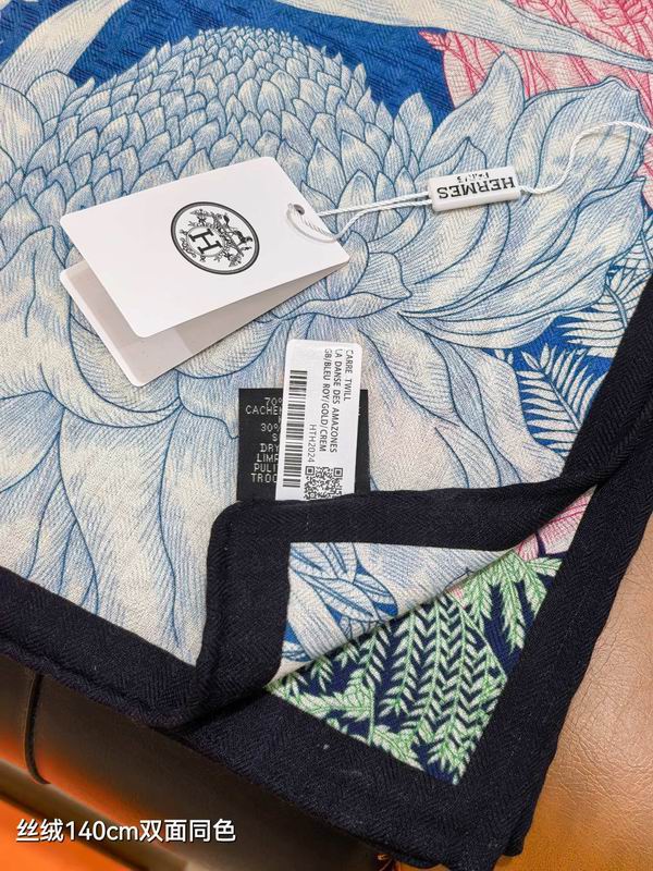 Hermes scarf 140X140cm 70%羊绒 30%真丝 E01 (12)
