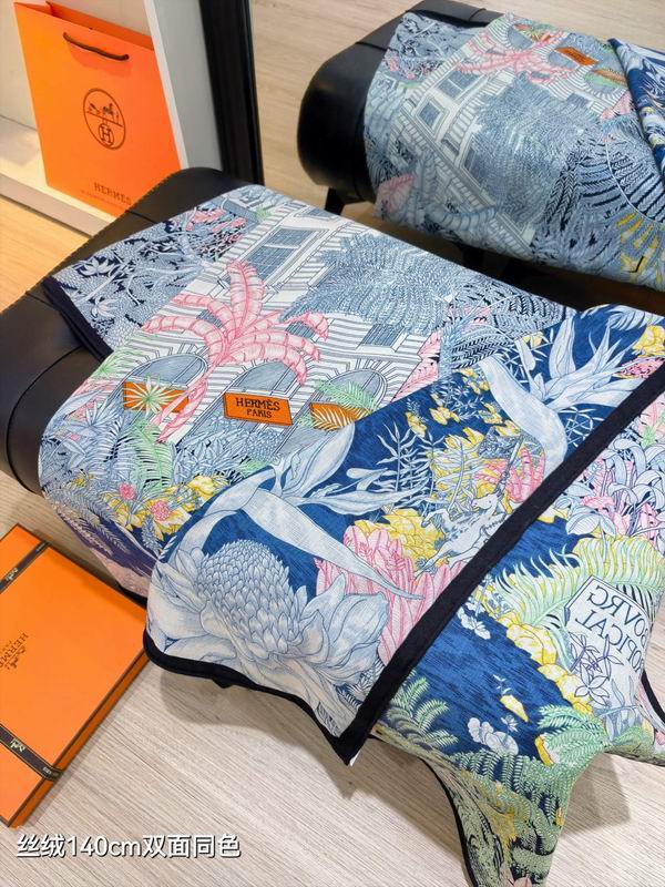 Hermes scarf 140X140cm 70%羊绒 30%真丝 E01 (13)