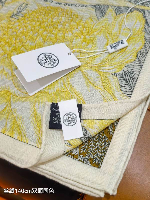 Hermes scarf 140X140cm 70%羊绒 30%真丝 E01 (4)