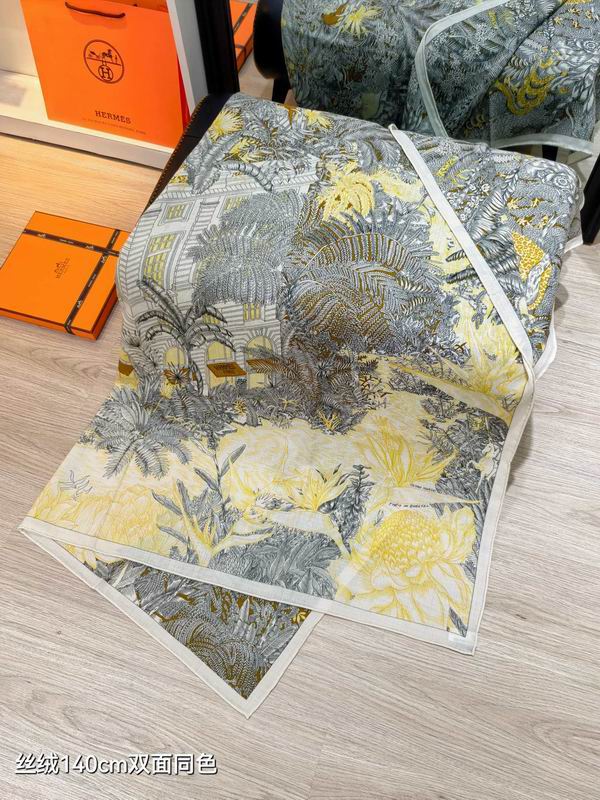 Hermes scarf 140X140cm 70%羊绒 30%真丝 E01 (6)