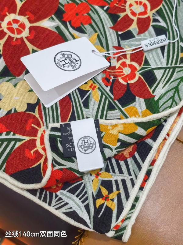 Hermes scarf 140X140cm 70%羊绒 30%真丝 E02 (12)