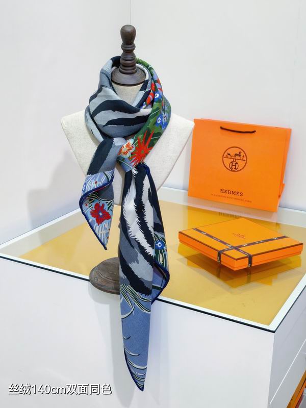 Hermes scarf 140X140cm 70%羊绒 30%真丝 E02 (26)