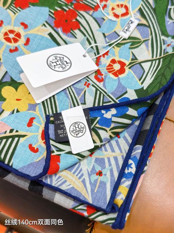 Hermes scarf 140X140cm 70%羊绒 30%真丝 E02 (28)