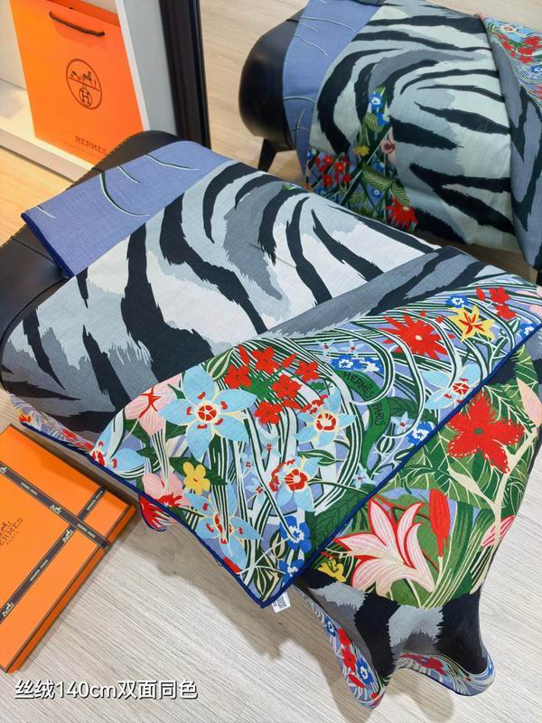 Hermes scarf 140X140cm 70%羊绒 30%真丝 E02 (29)