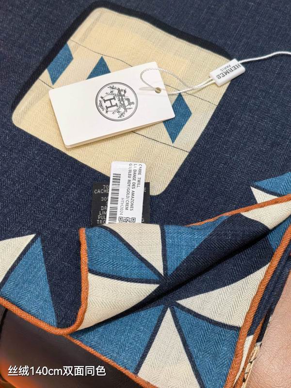 Hermes scarf 140X140cm 70%羊绒 30%真丝 E07 (12)