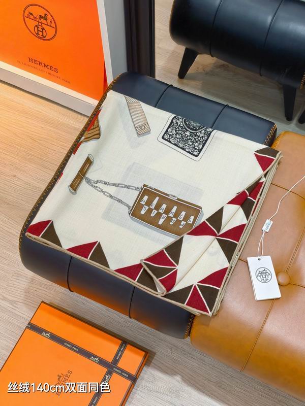 Hermes scarf 140X140cm 70%羊绒 30%真丝 E07 (7)