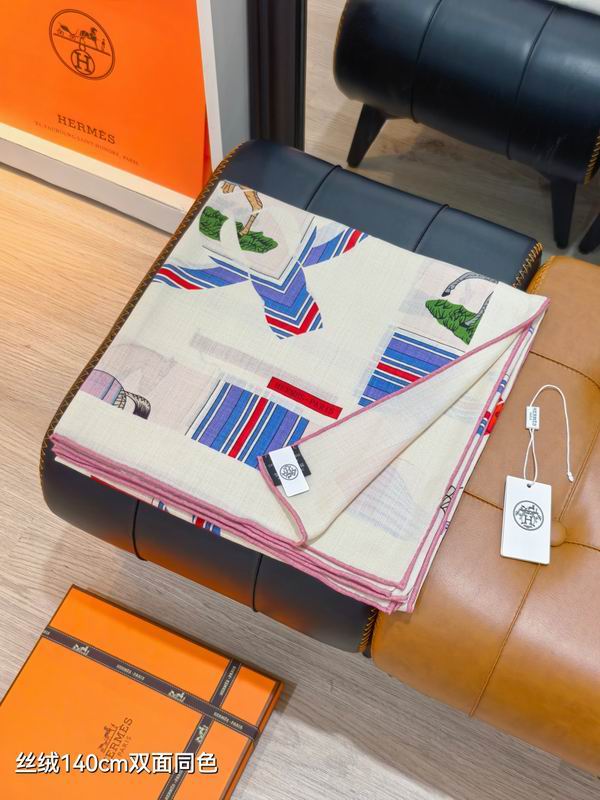 Hermes scarf 140X140cm 70%羊绒 30%真丝 E08 (27)