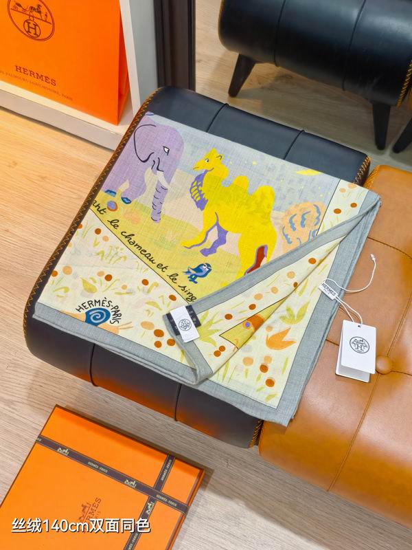 Hermes scarf 140X140cm 70%羊绒30%真丝 E15 (17)