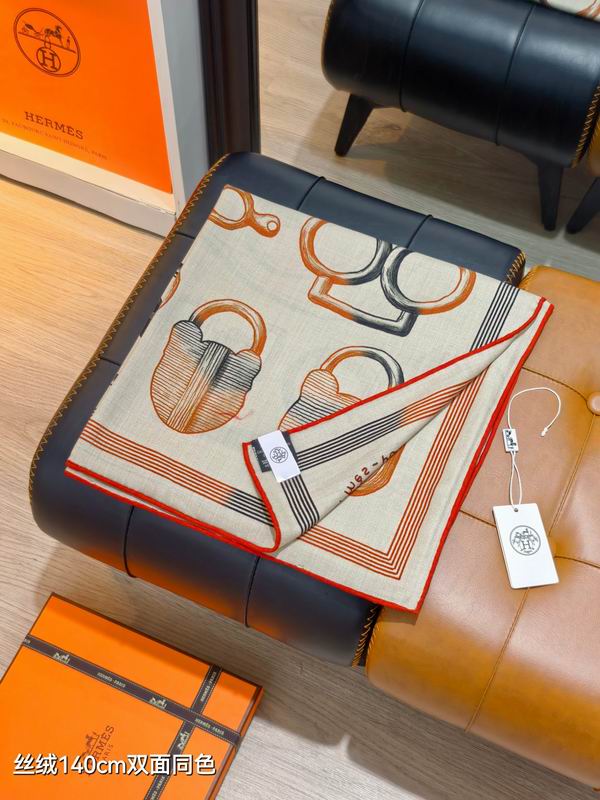Hermes scarf 140X140cm 70%羊绒30%真丝 E49 (24)