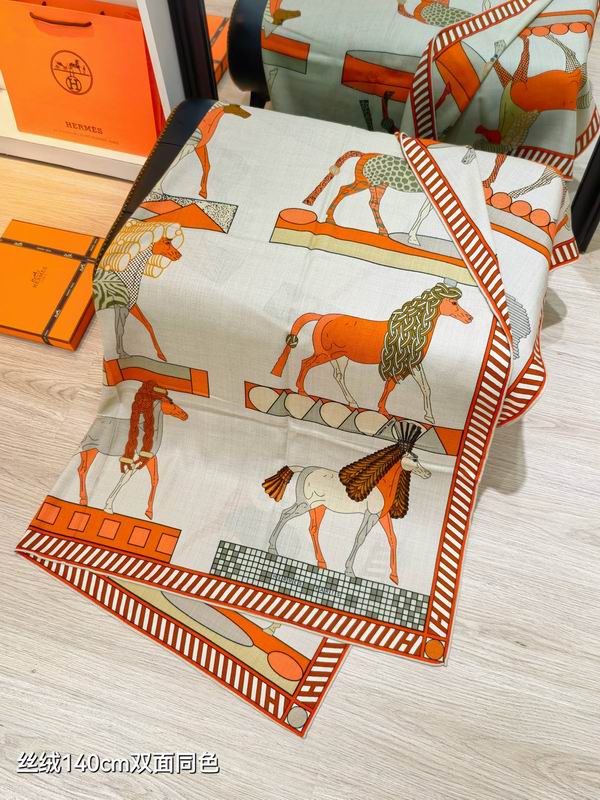 Hermes scarf 140X140cm 70%羊绒30%真丝 E53 (19)