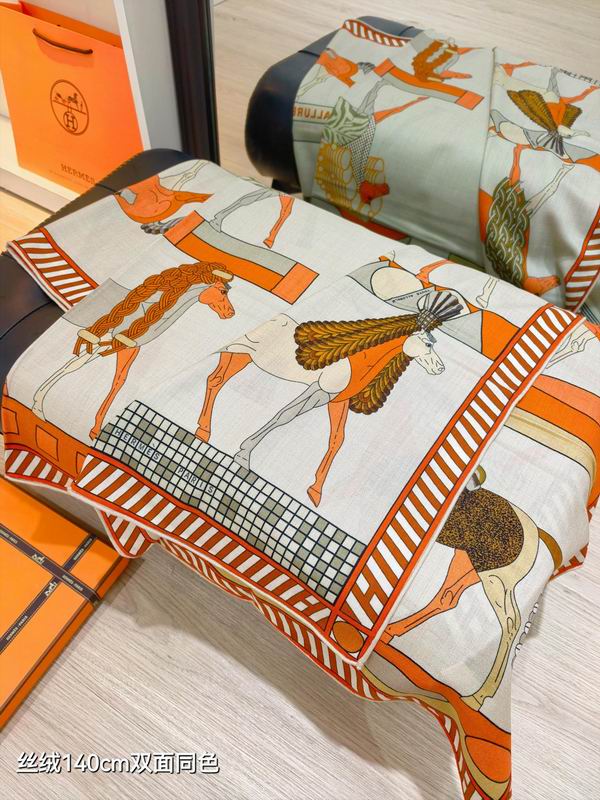 Hermes scarf 140X140cm 70%羊绒30%真丝 E53 (20)