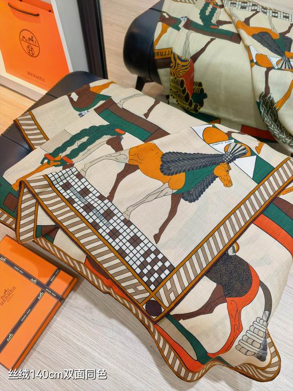 Hermes scarf 140X140cm 70%羊绒30%真丝 E53 (28)