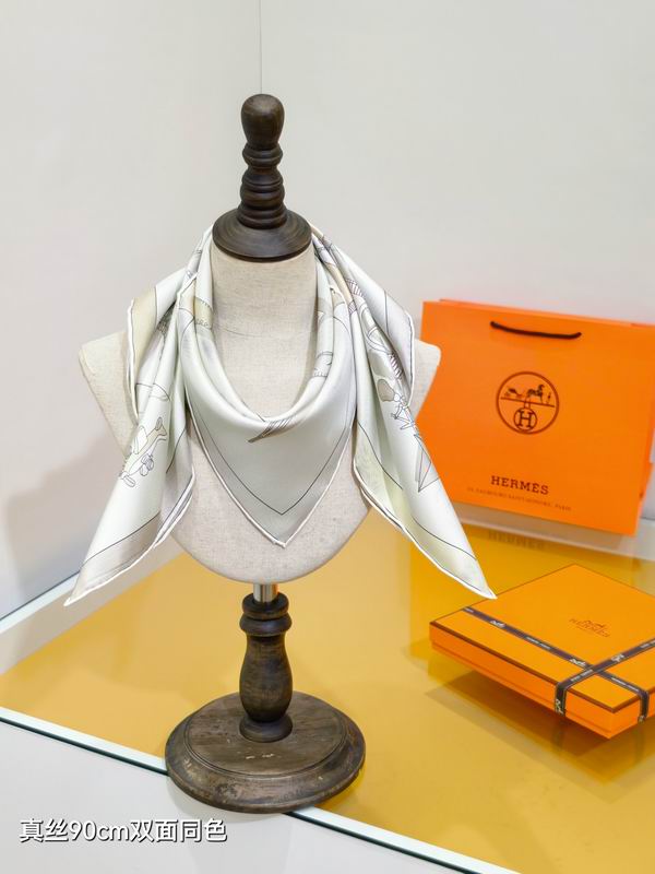 Hermes silk Scarf 90X90cm E13 (12)