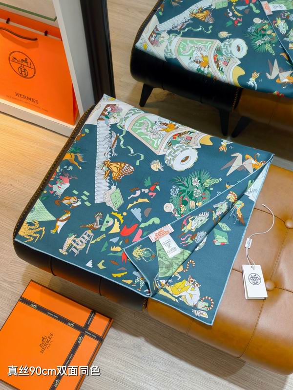 Hermes silk Scarf 90X90cm E26 (4)