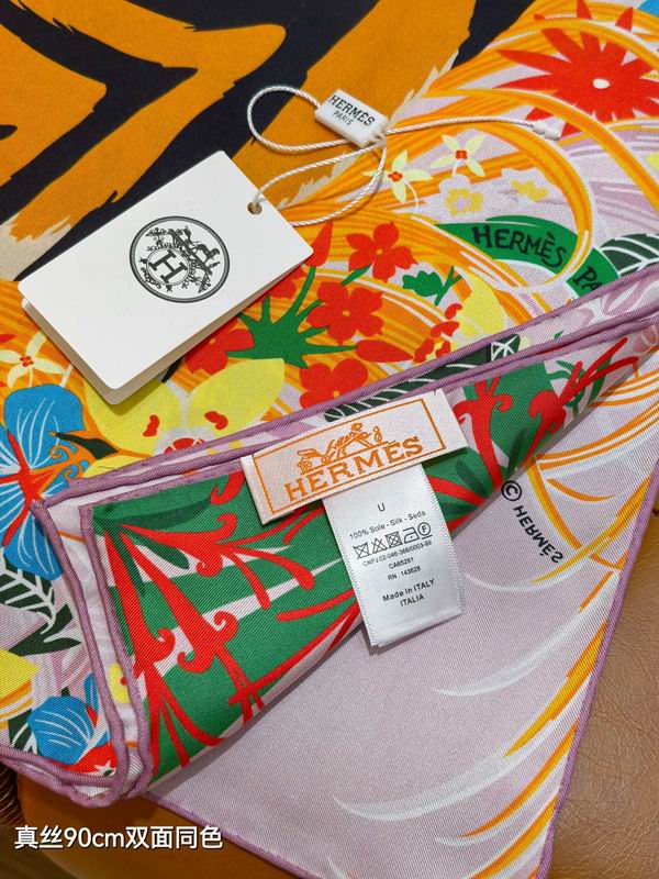 Hermes silk Scarf 90X90cm E27 (29)
