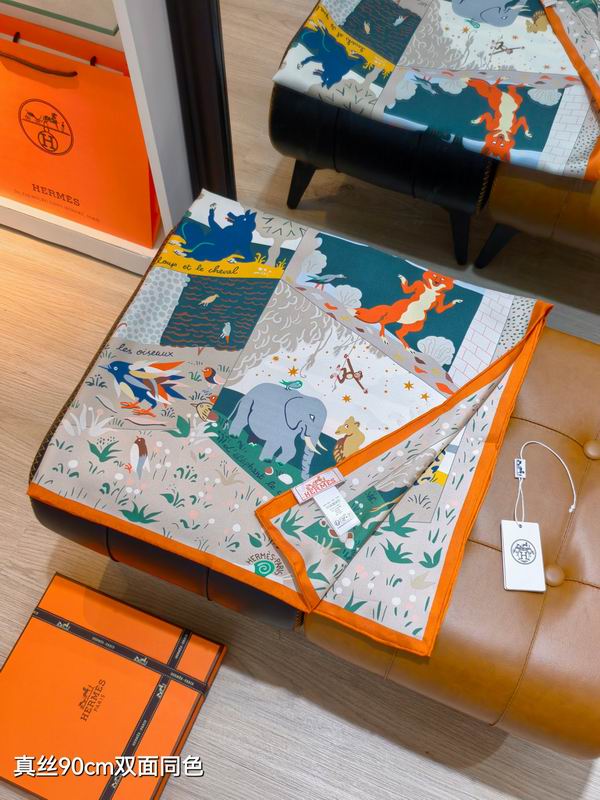 Hermes silk Scarf 90X90cm E28 (2)