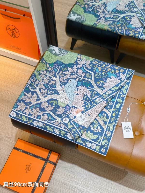 Hermes silk Scarf 90X90cm E31 (14)