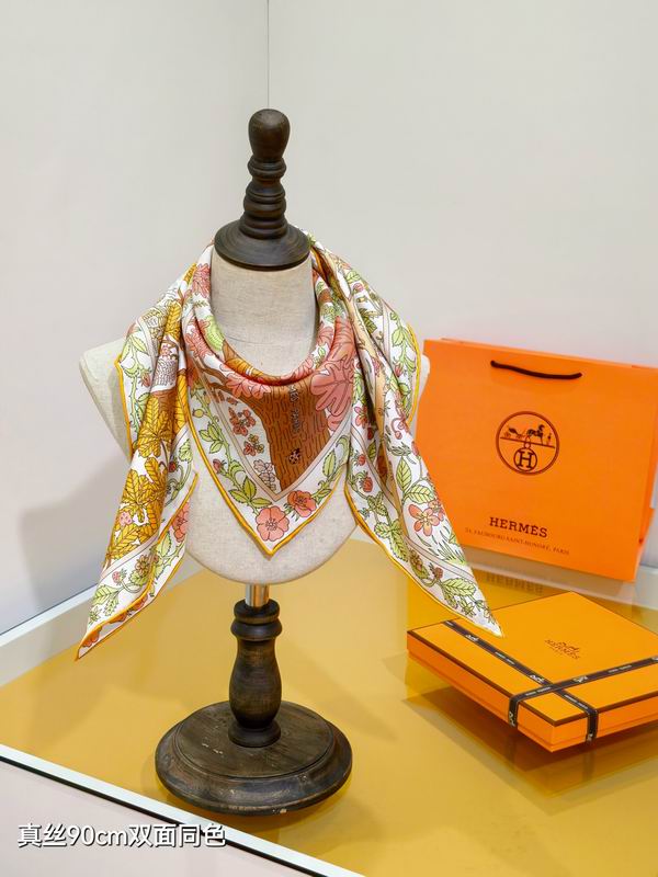 Hermes silk Scarf 90X90cm E31 (9)